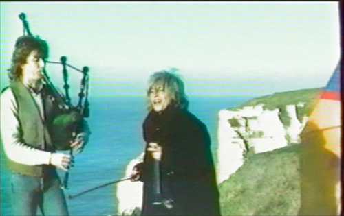 Un tournage à Etretat qui se déroula dans la joie.